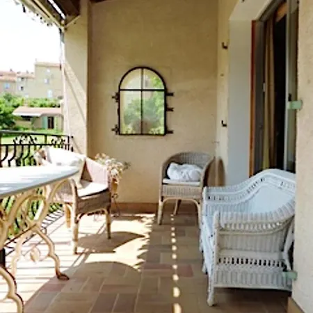 アパート Apartment With 4 Bedrooms In Quinson With Shared Pool Furnished Garden And Wifi